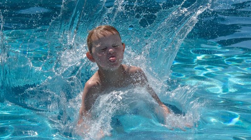 Splashdown by Lesley Taylor